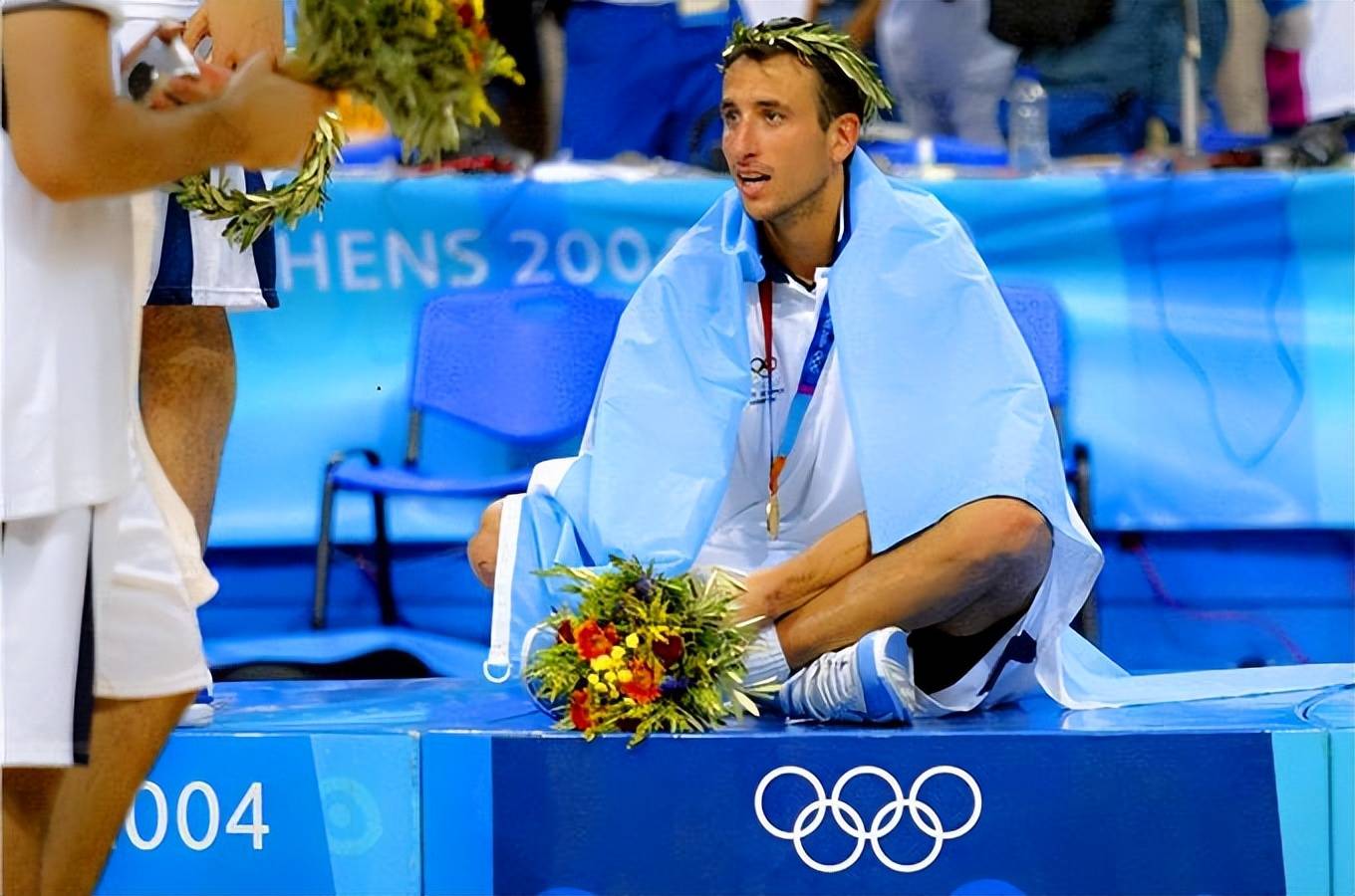 为什么左撇子球员难防? 为什么左撇子球员难防?