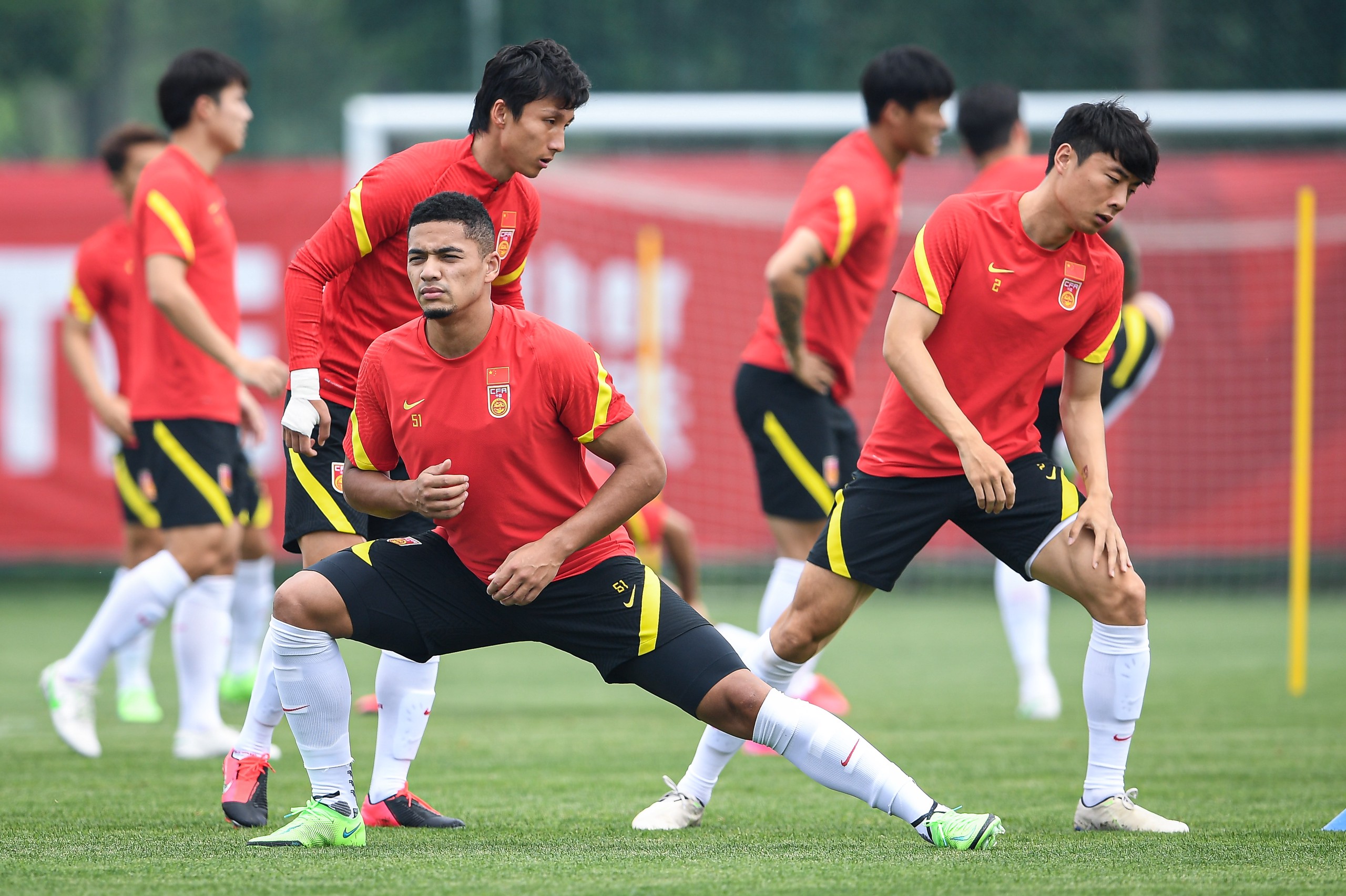 关于国足训练日记曝光:强度堪比欧洲队?的信息 关于国足训练日记曝光:强度堪比欧洲队?的信息