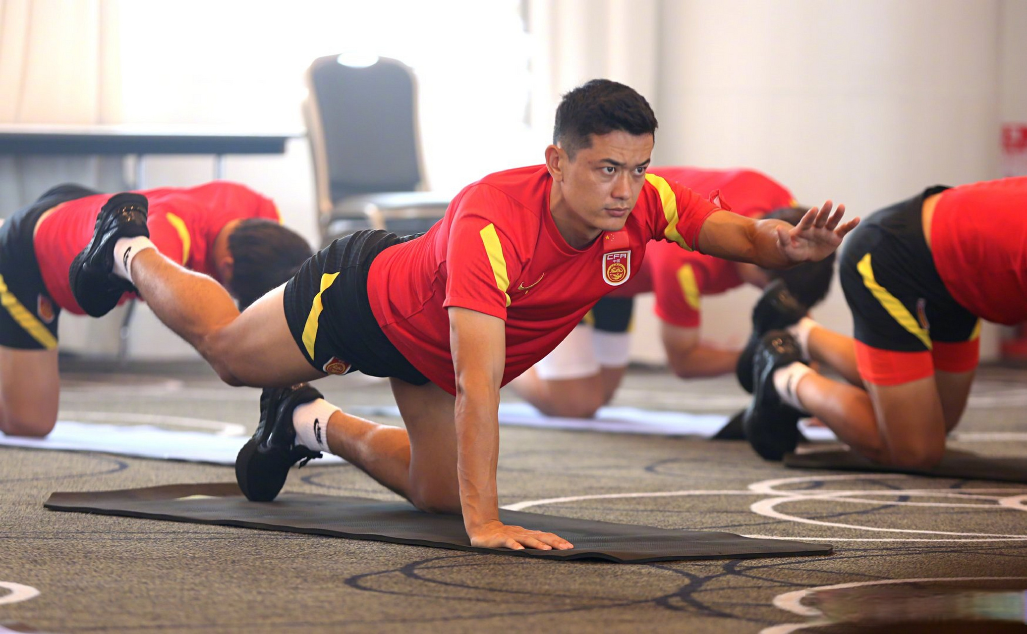 关于国足训练日记曝光:强度堪比欧洲队?的信息 关于国足训练日记曝光:强度堪比欧洲队?的信息