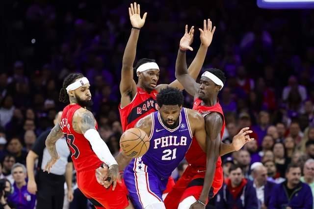 九游体育-包含恩比德连续30场30+，冲击张伯伦纪录的词条