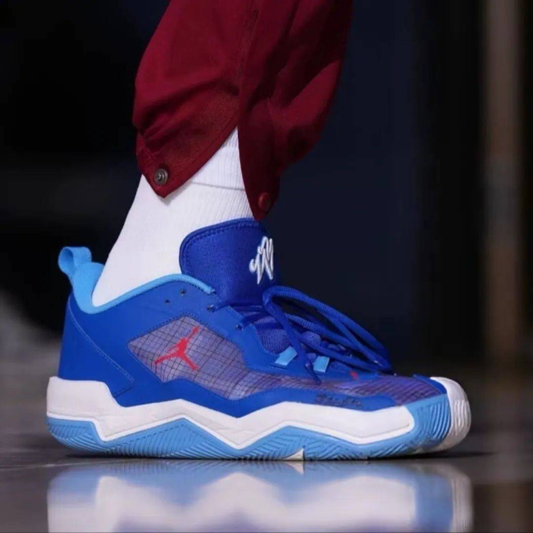 九游体育app-关于球星球鞋盘点：哪双你最想入手？的信息