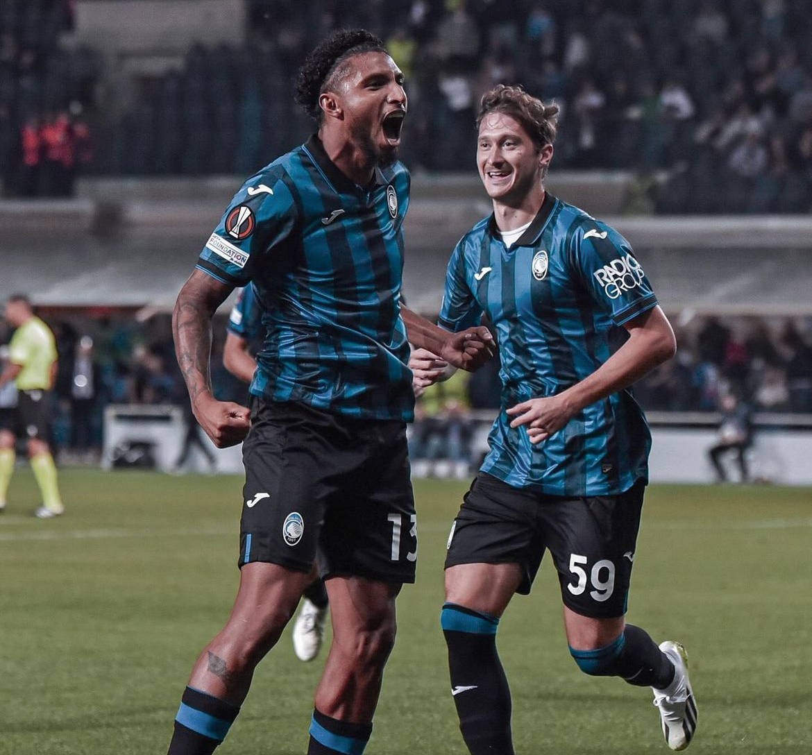 亚特兰大真蓝黑：攻势足球的坚守者的简单介绍