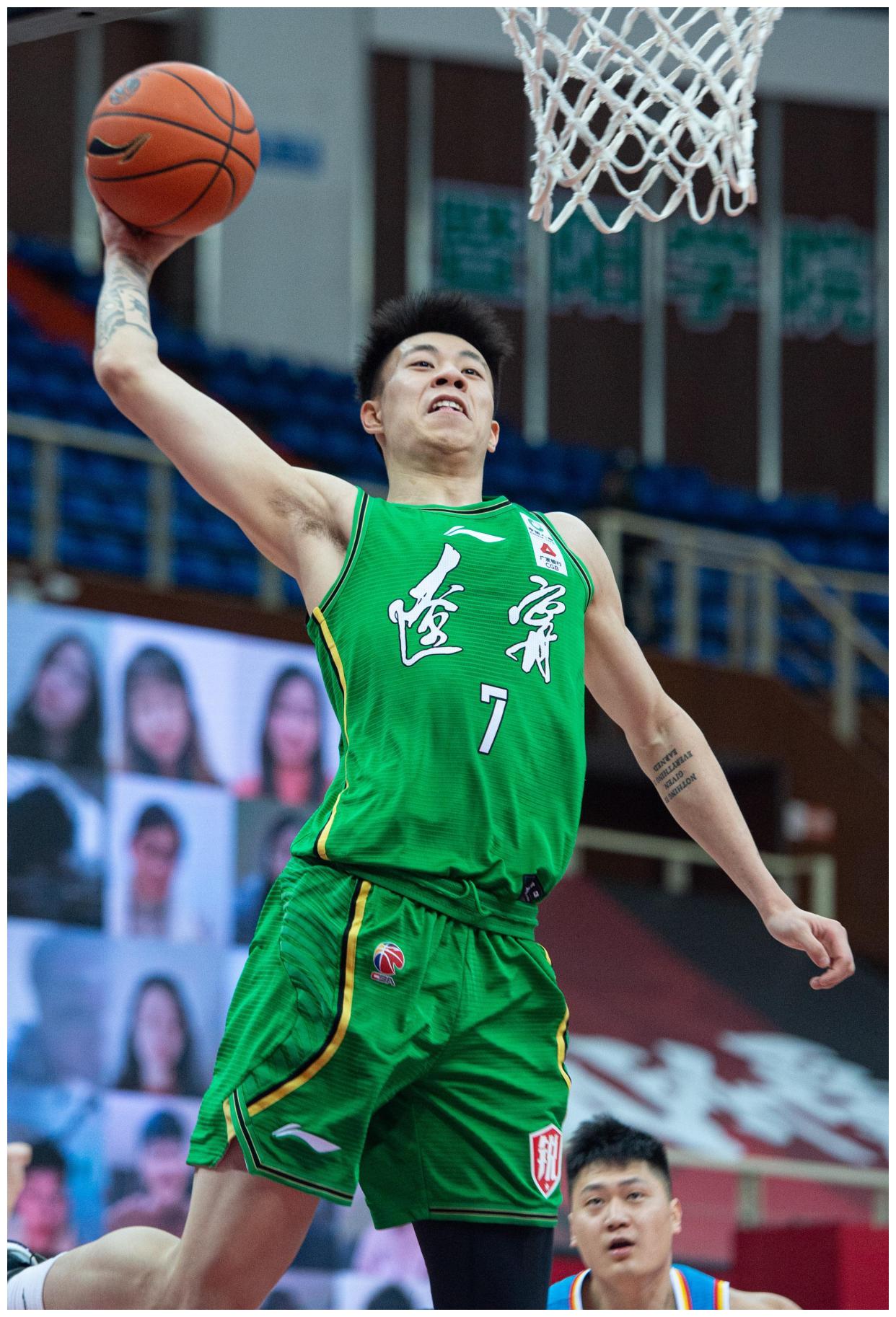 张镇麟NBA夏季联赛表现：能否拿到正式合同？的简单介绍